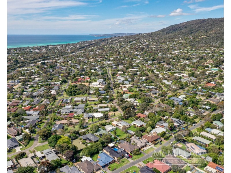 24 Sunningdale Road, Rosebud VIC 3939