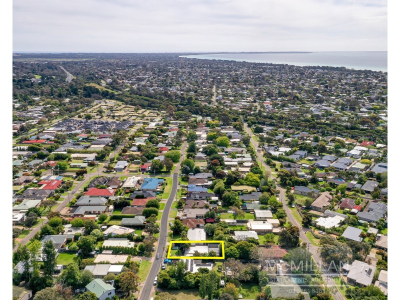 24 Sunningdale Road, Rosebud VIC 3939