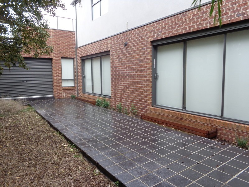 1/33 Dromana Parade, Safety Beach VIC 3936