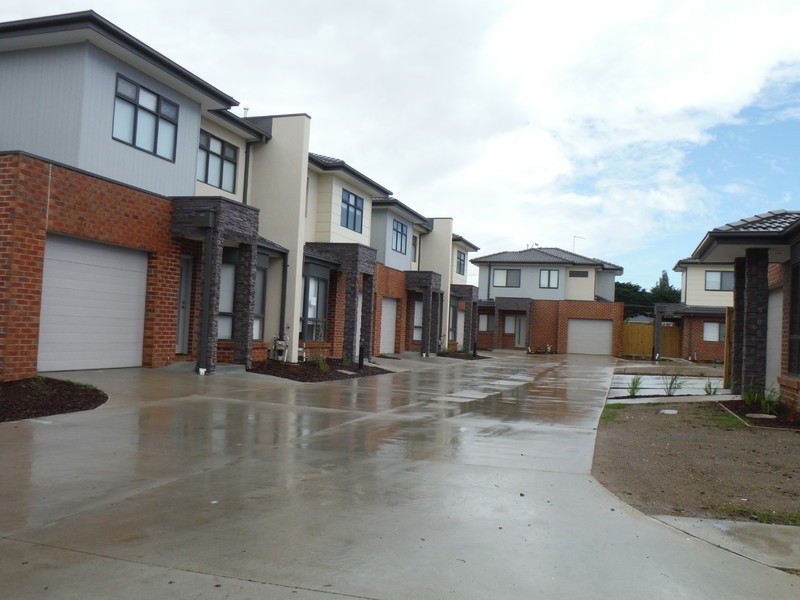 32/140 Country Club Drive, Safety Beach VIC 3936