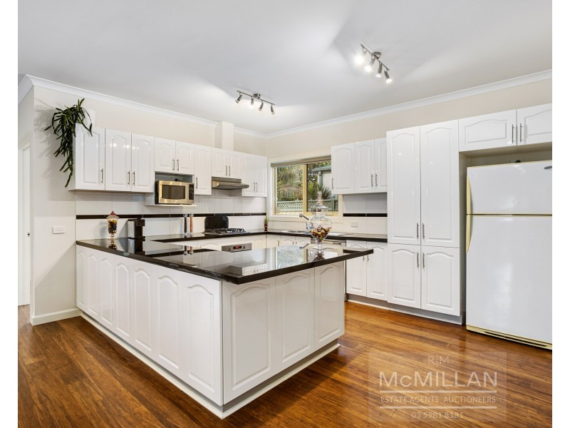 2a Walter Street, Safety Beach VIC 3936