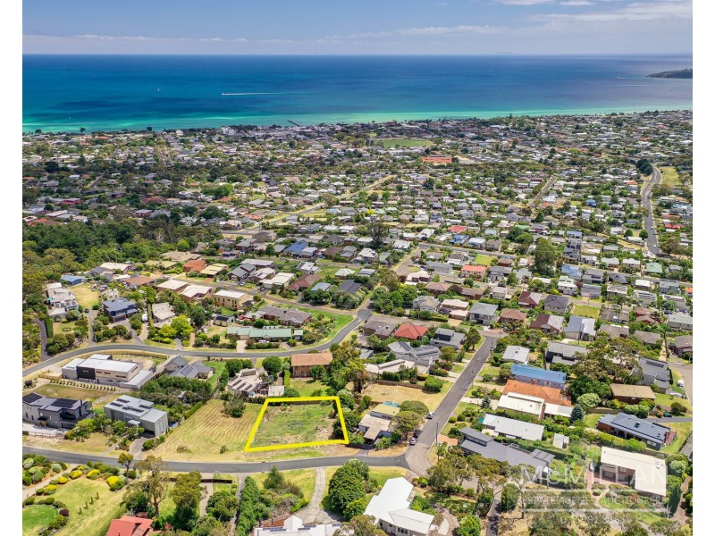 2 Somerset Drive, Dromana VIC 3936