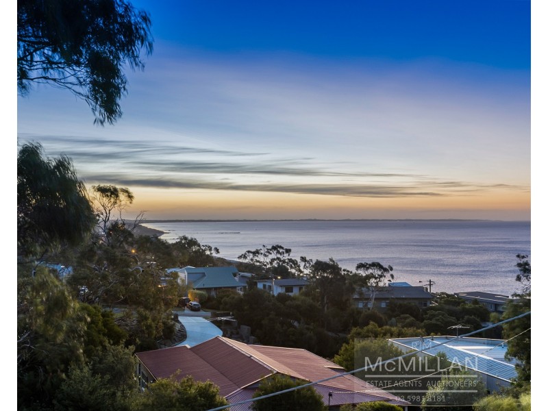 8 Drury Lane, Dromana VIC 3936