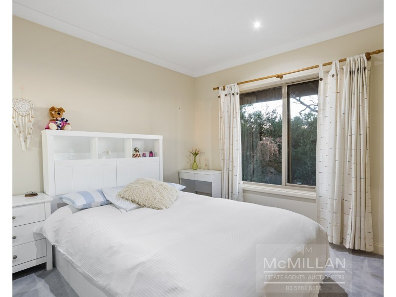 8 Drury Lane, Dromana VIC 3936