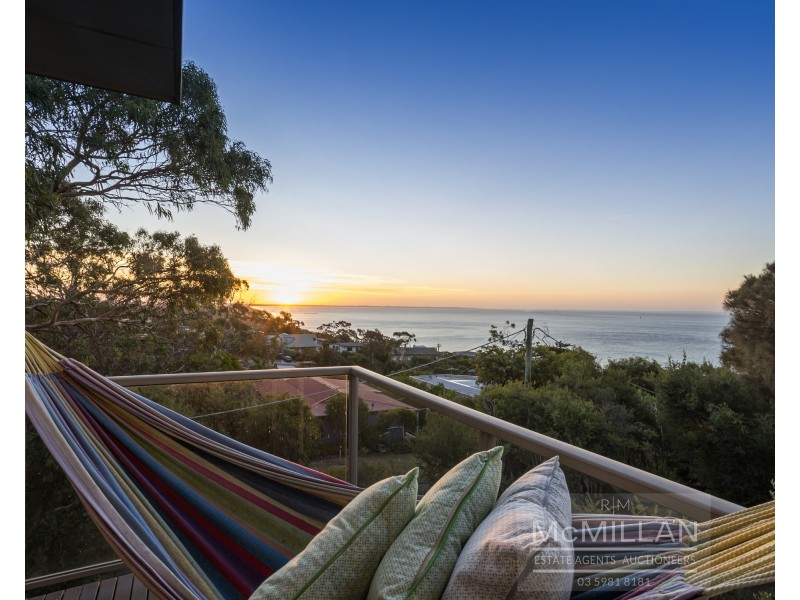 8 Drury Lane, Dromana VIC 3936