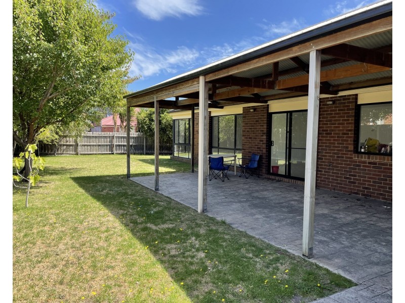 18 Dusky Drive, Safety Beach VIC 3936