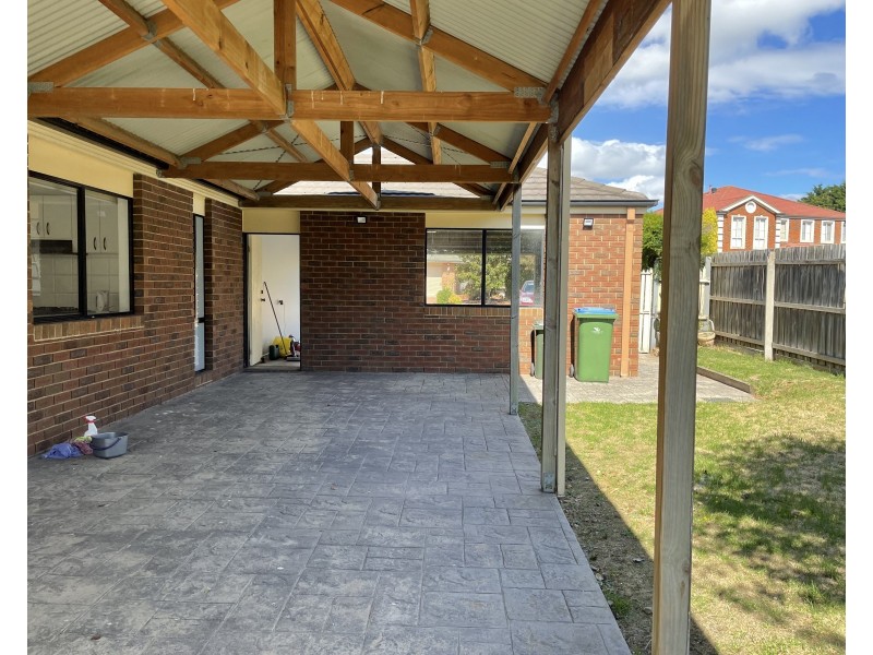 18 Dusky Drive, Safety Beach VIC 3936