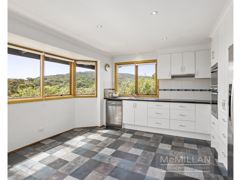 42 Murawa Drive, Rosebud VIC 3939