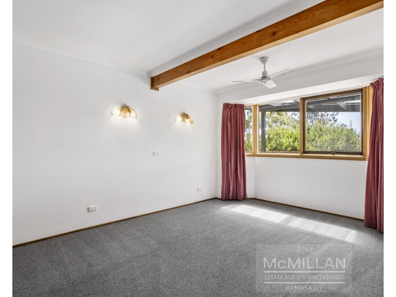 42 Murawa Drive, Rosebud VIC 3939