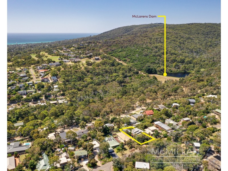 42 Murawa Drive, Rosebud VIC 3939
