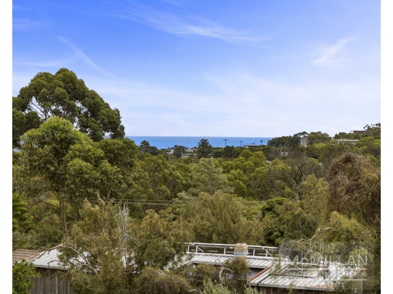 42 Murawa Drive, Rosebud VIC 3939