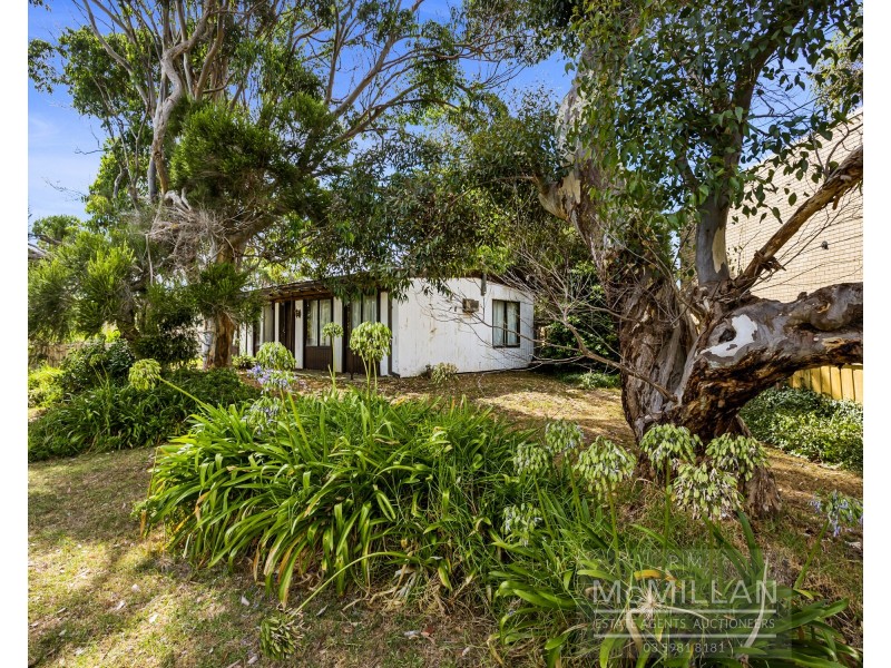66 Dromana Parade, Safety Beach VIC 3936