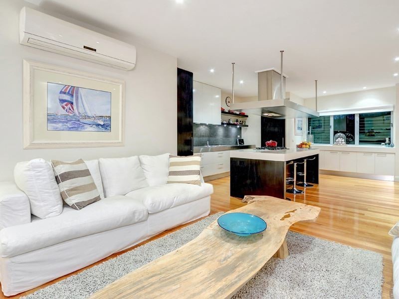 2 The Boulevard, Mccrae VIC 3938