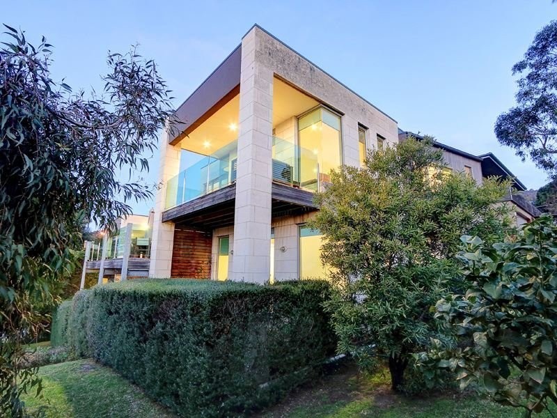 2 The Boulevard, Mccrae VIC 3938