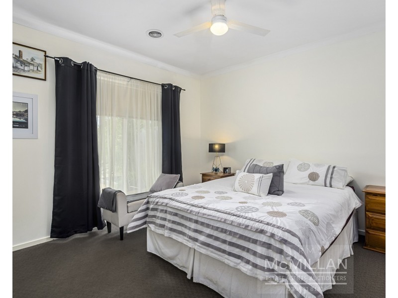 13 Sunningdale Road, Rosebud VIC 3939