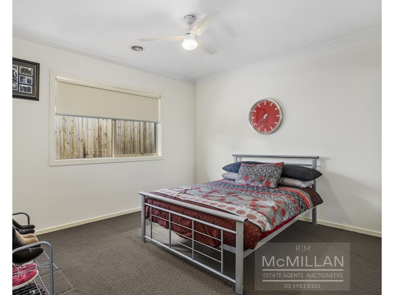 13 Sunningdale Road, Rosebud VIC 3939