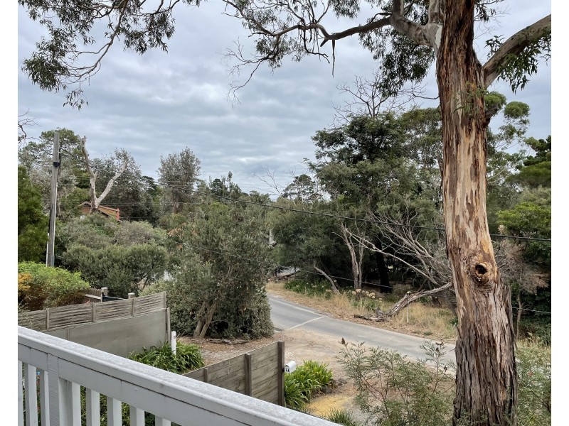 4A Somers Avenue, Mount Martha VIC 3934