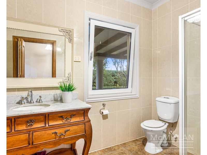 29 Pickings Road, Safety Beach VIC 3936