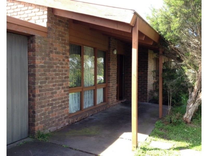 37 Davies Street, Safety Beach VIC 3936