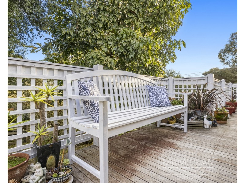 26 Nalong Street, Rye VIC 3941