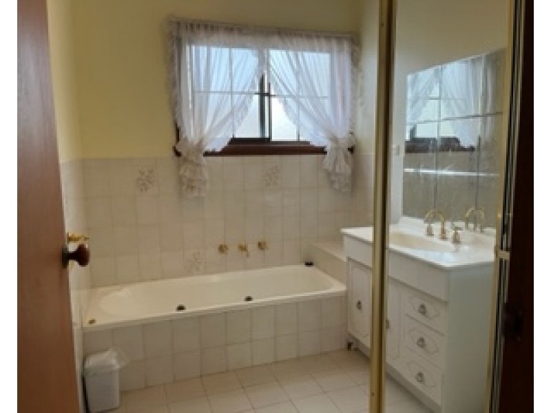 7 Sunhill Avenue, Mccrae VIC 3938