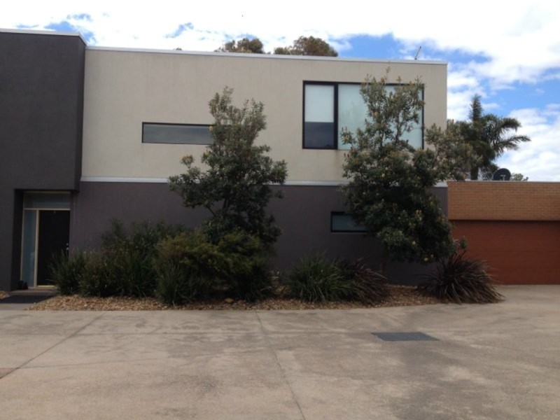 8/259-263 Dromana Parade, Safety Beach VIC 3936