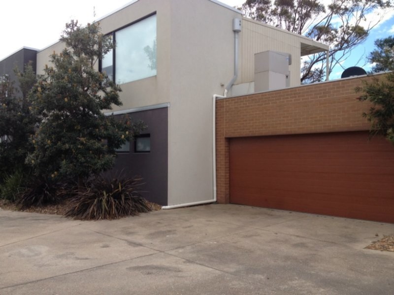 8/259-263 Dromana Parade, Safety Beach VIC 3936