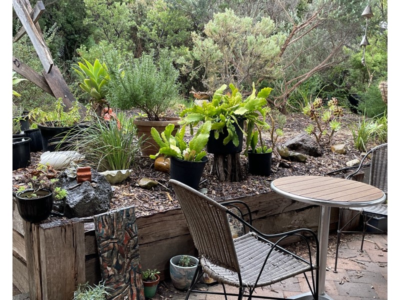 2 Carslake Avenue, Blairgowrie VIC 3942