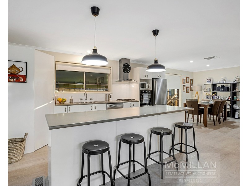 12 Coleus Street, Dromana VIC 3936