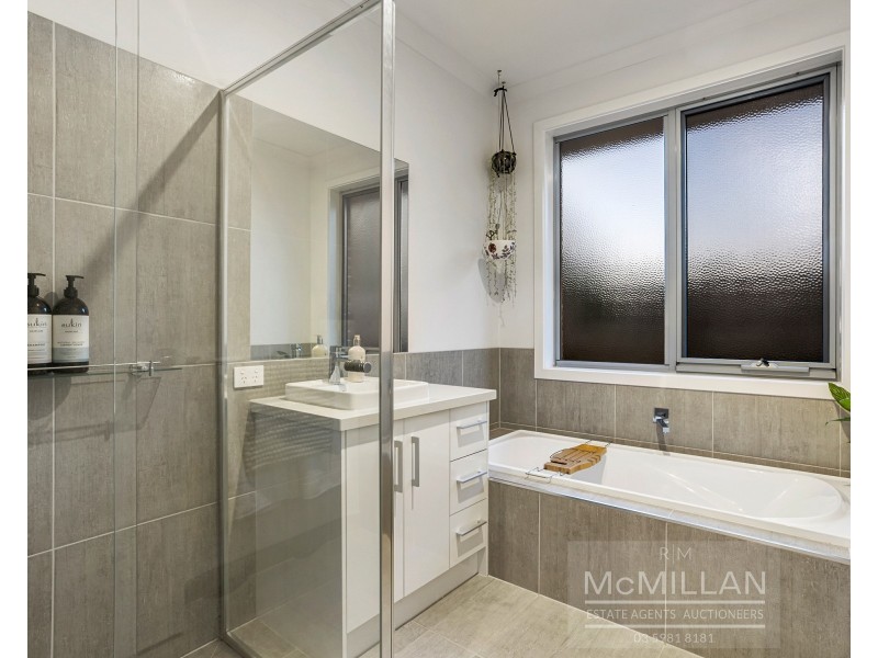 40 Bilbul Avenue, Rosebud VIC 3939