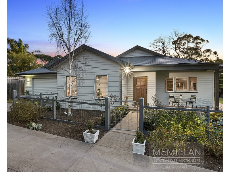 128 Elizabeth Dve, Rosebud VIC 3939