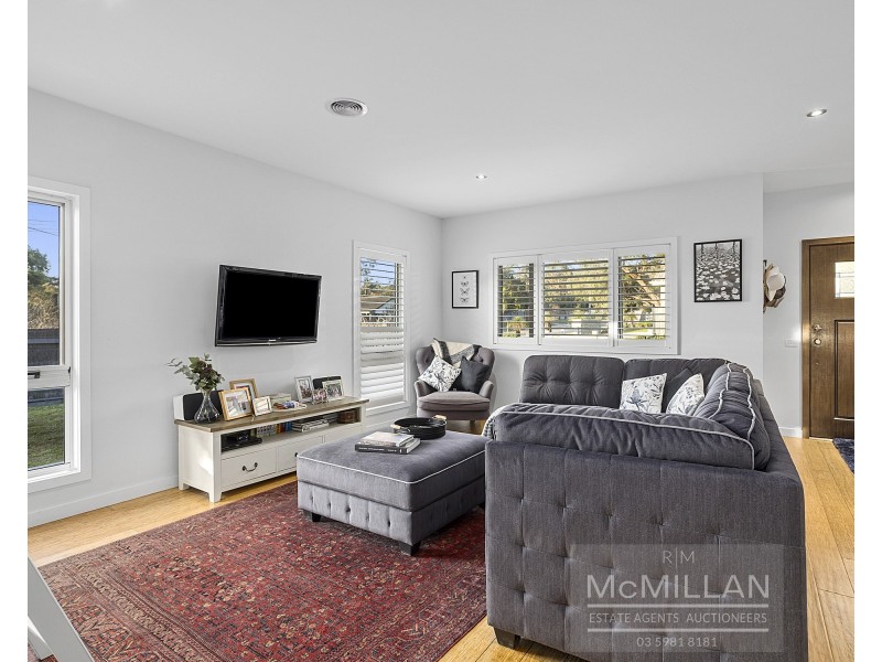 128 Elizabeth Dve, Rosebud VIC 3939