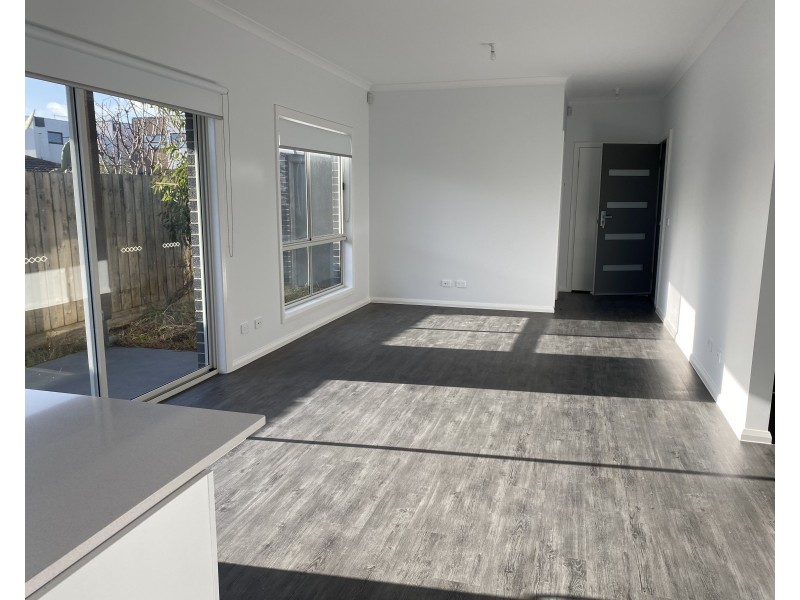 61 Seacombe Street, Dromana VIC 3936