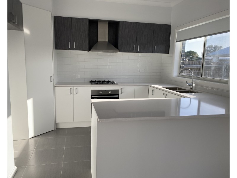 61 Seacombe Street, Dromana VIC 3936