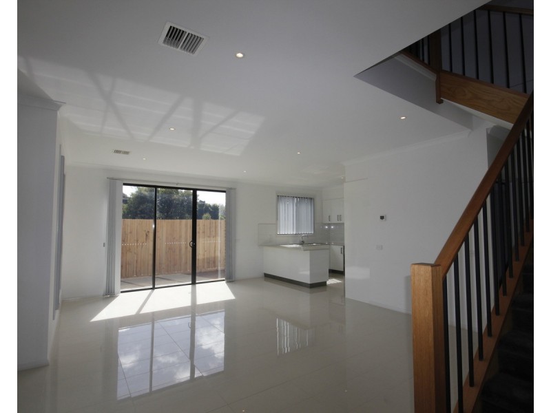 6/1-3 Como Court, Dromana VIC 3936