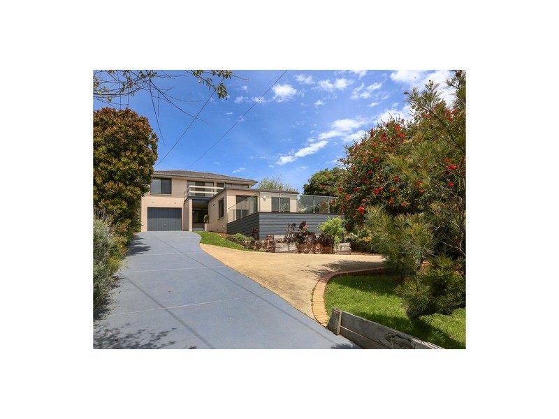 17 Seaview Street, Dromana VIC 3936