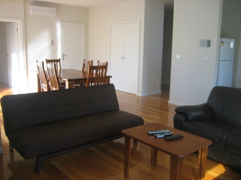 2/11 Tassel Road, Safety Beach VIC 3936