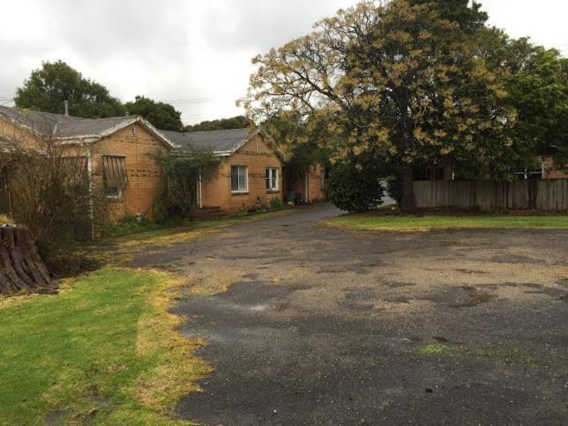 6 – 8 McCombe Street, Rosebud VIC 3939