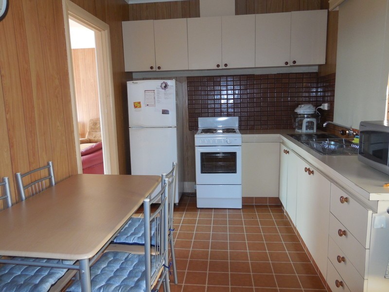 2/93 Point Nepean Road, Dromana VIC 3936