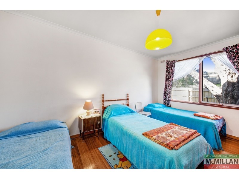 11 Dale Avenue, Safety Beach VIC 3936