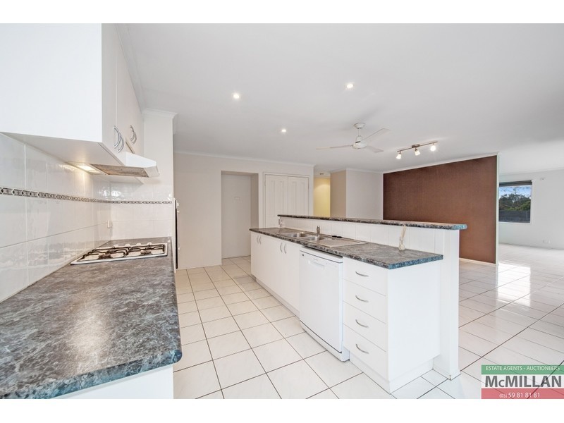 22 Fairway Crescent, Mccrae VIC 3938