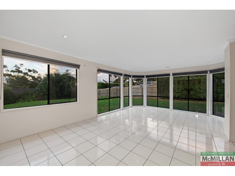 22 Fairway Crescent, Mccrae VIC 3938