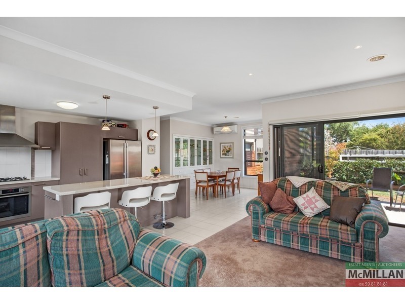 1/5 Hayes Avenue, Rosebud VIC 3939