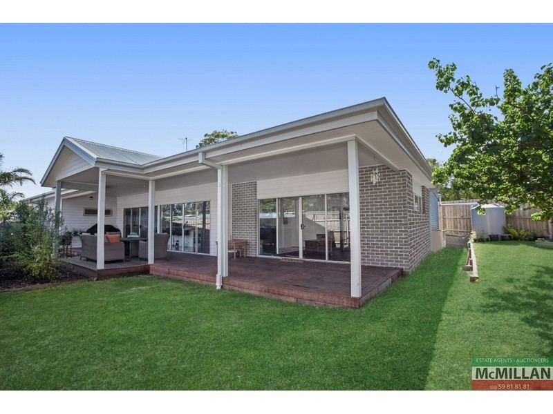 126 Elizabeth Drive, Rosebud VIC 3939