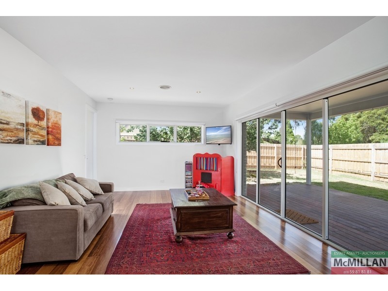 126 Elizabeth Drive, Rosebud VIC 3939