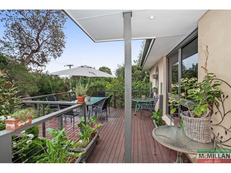 17 Parkmore Road, Rosebud VIC 3939