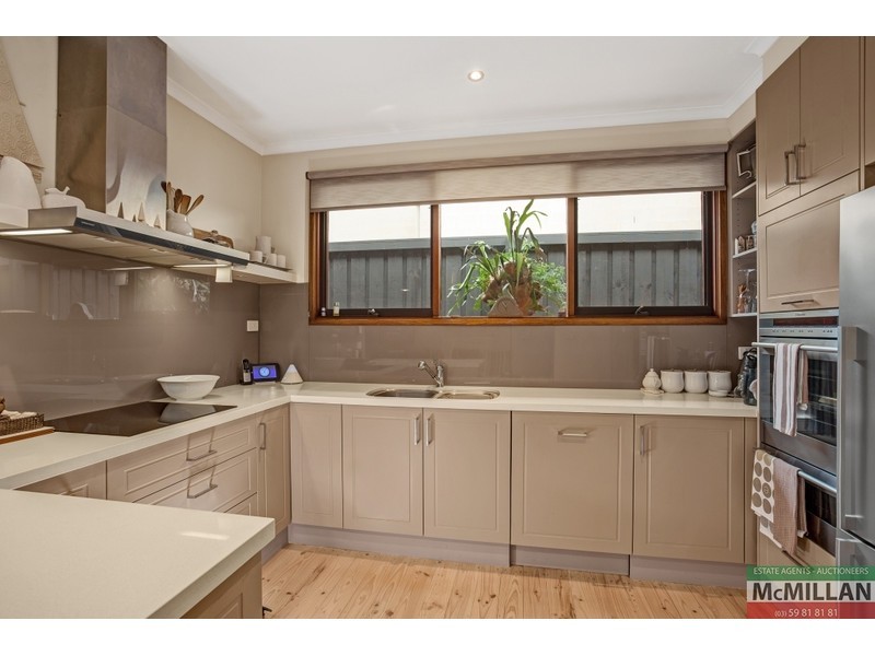 17 Parkmore Road, Rosebud VIC 3939