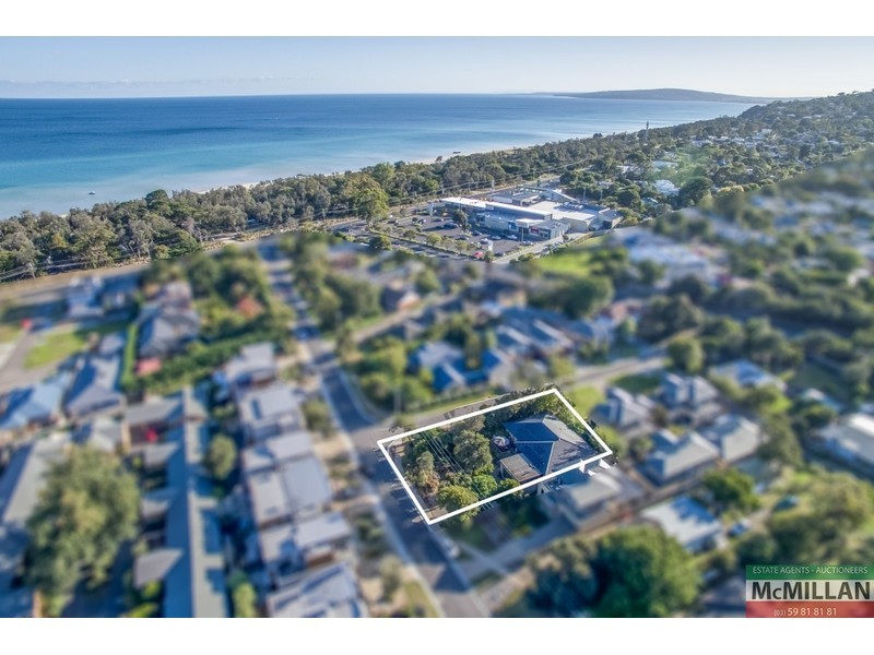 17 Parkmore Road, Rosebud VIC 3939