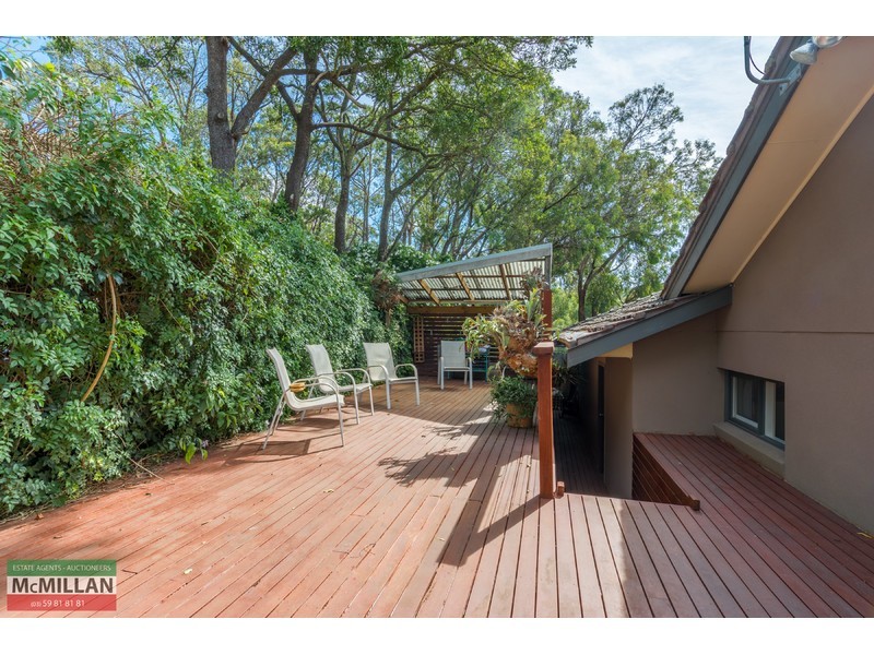 713 Arthurs Seat Road, Arthurs Seat VIC 3936