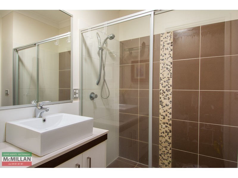 68 Coveside Avenue, Safety Beach VIC 3936